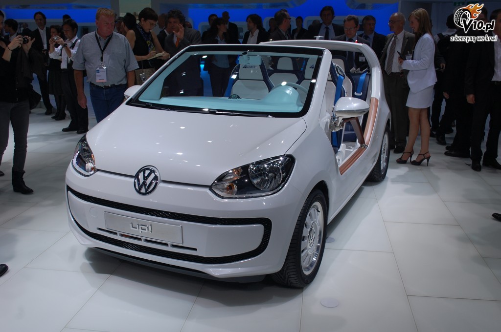 Volkswagen UP Azzura