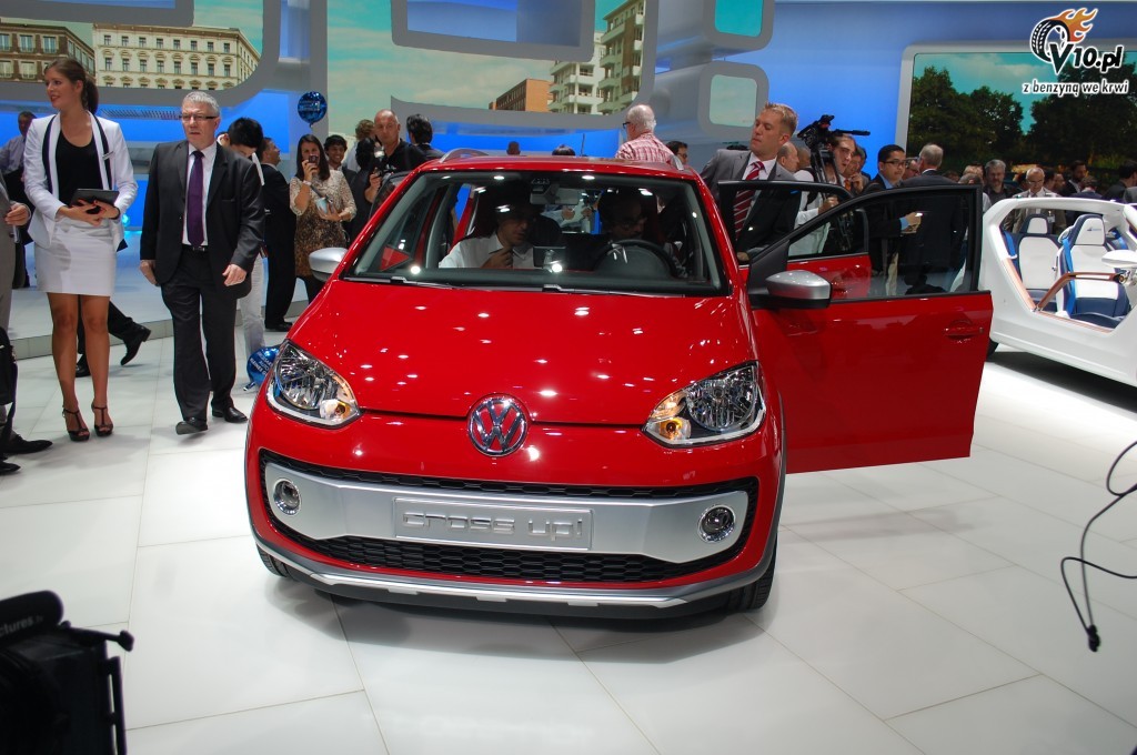 Volkswagen Cross UP