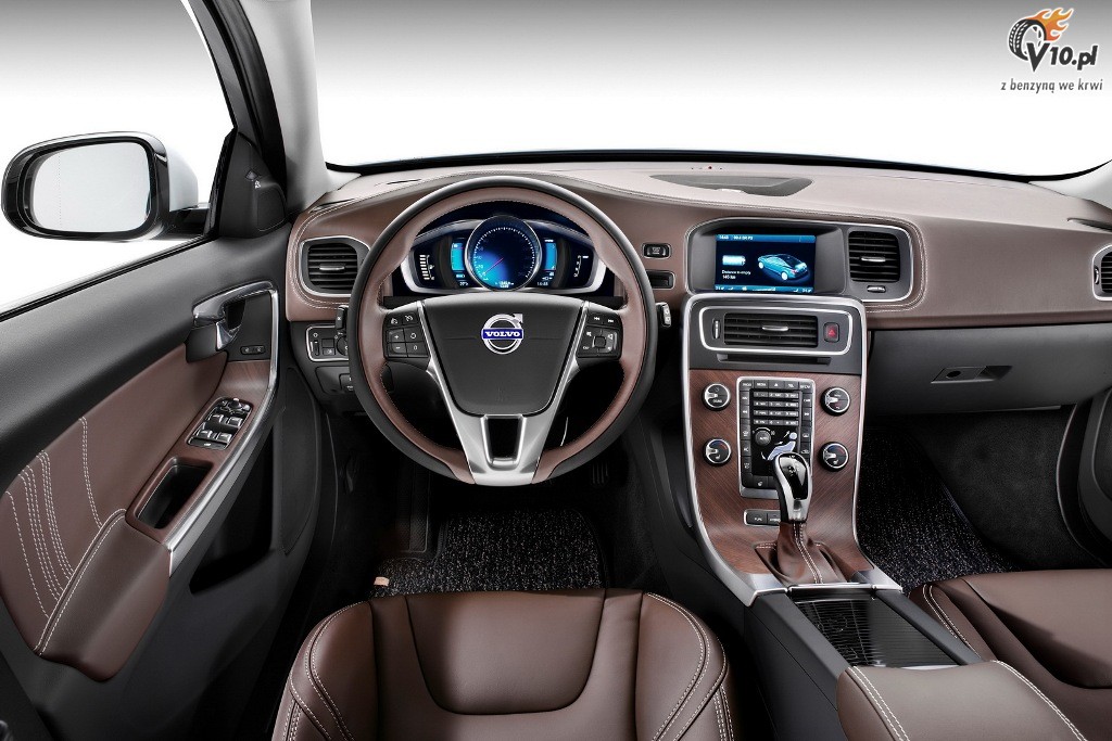 Volvo S60L Plug-in Hybrid