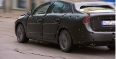 Nowe Volvo S60 - model zakamuflowany