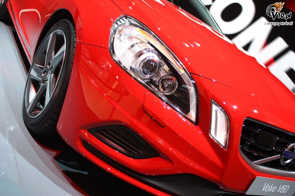 Nowe Volvo S60 i V60 R-Design - Paris Motor Show 2010