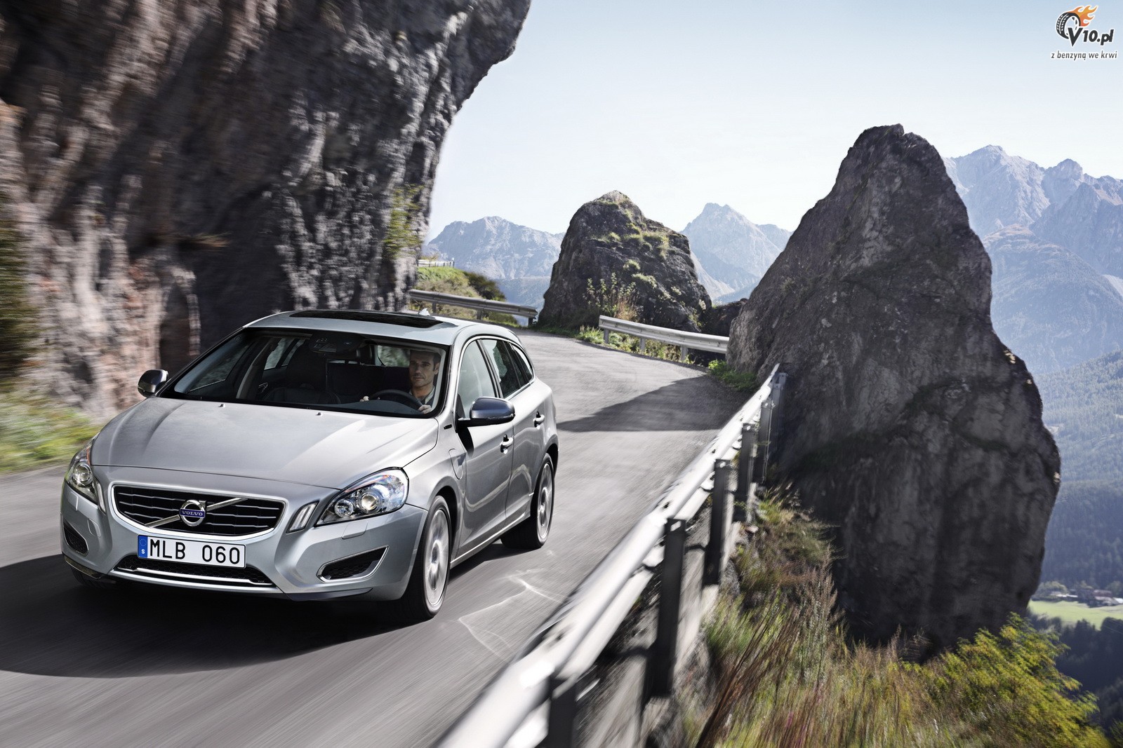 Volvo V60 D6 Hybrid