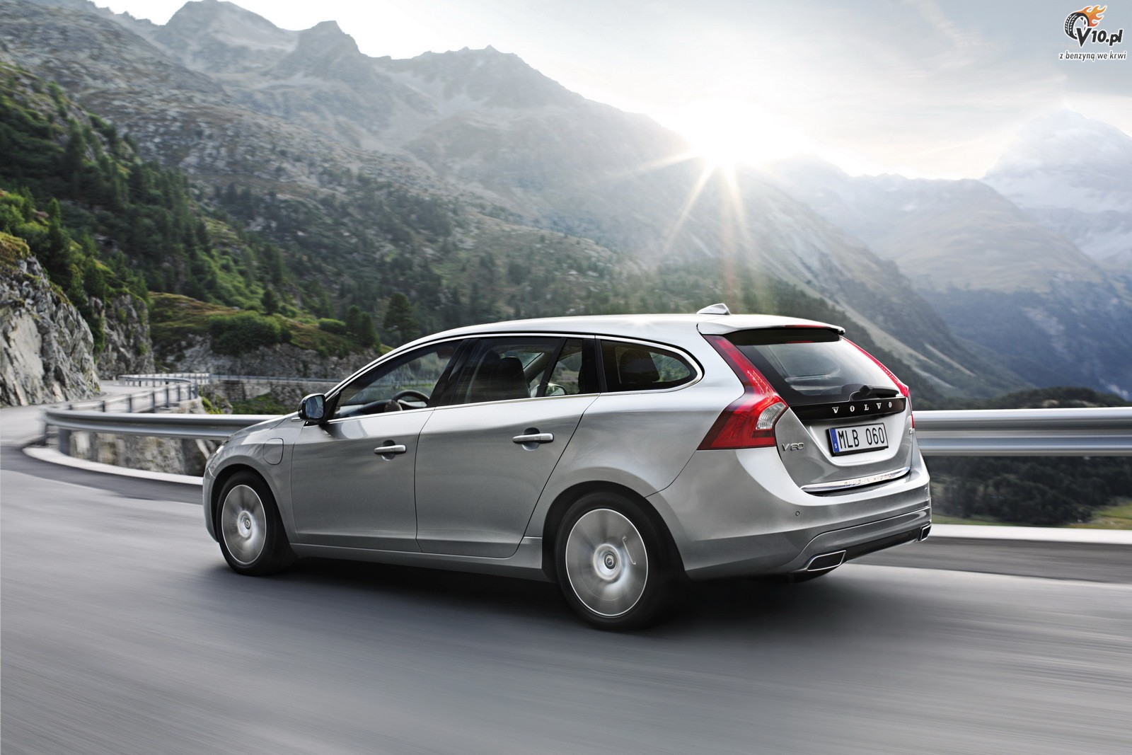 Volvo V60 D6 Hybrid