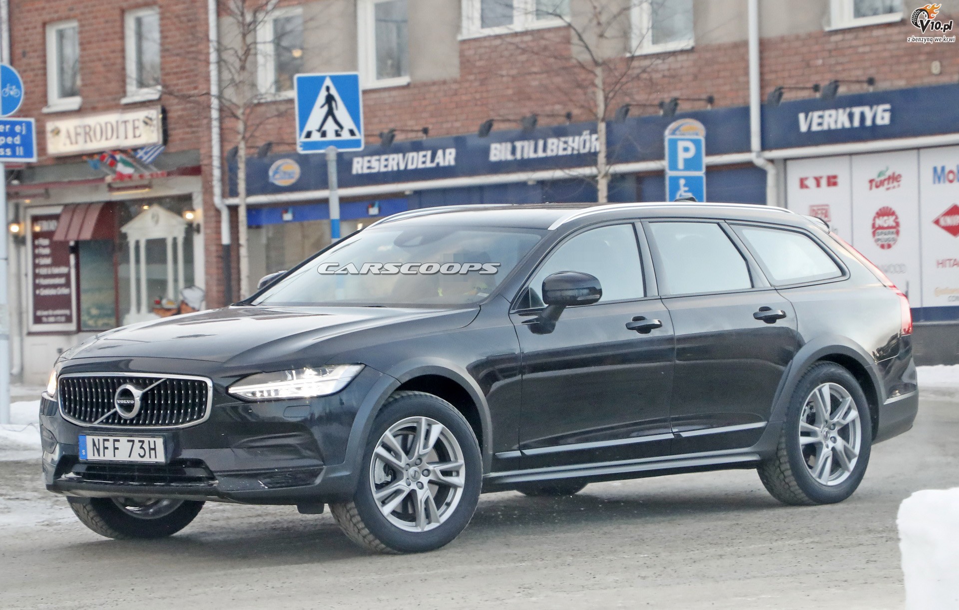 Volvo V90 Cross Country