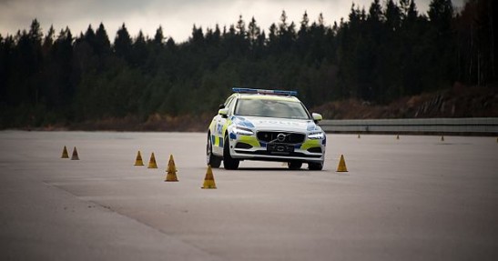 Volvo V90 dla policji