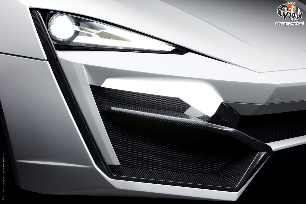 W Motors Lykan Hypersport