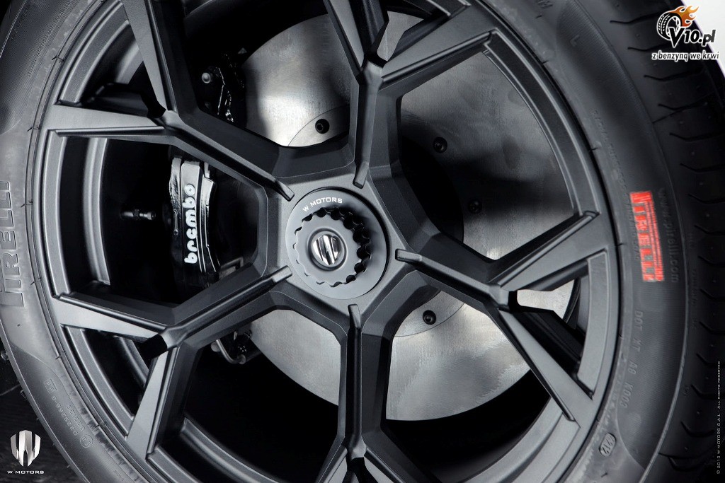 W Motors Lykan Hypersport