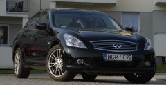 Infiniti G37x AT