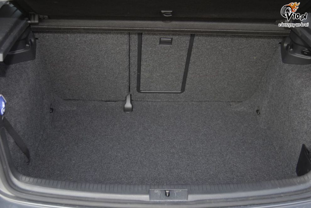 Volkswagen Golf VI