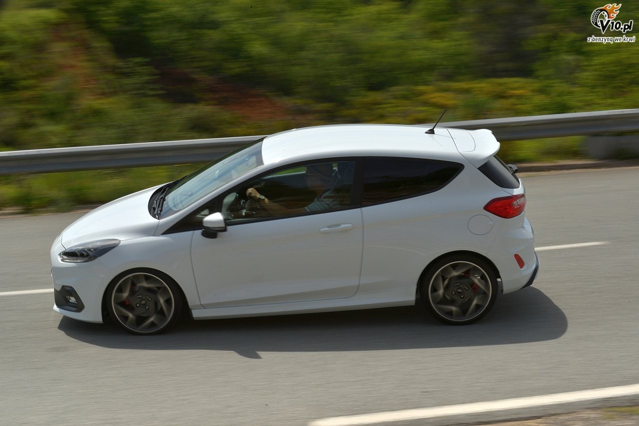 Ford Fiesta ST i Active