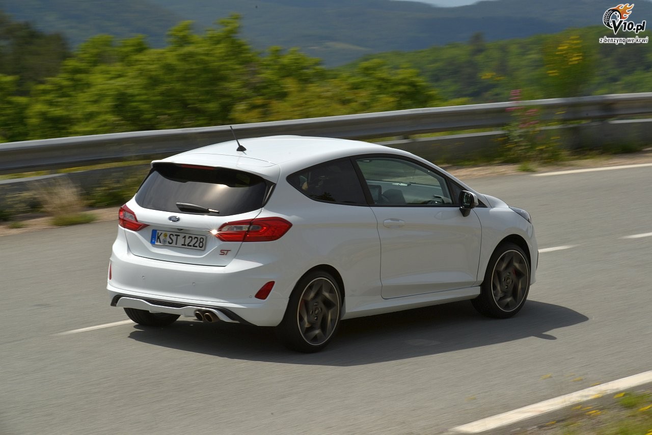 Ford Fiesta ST i Active