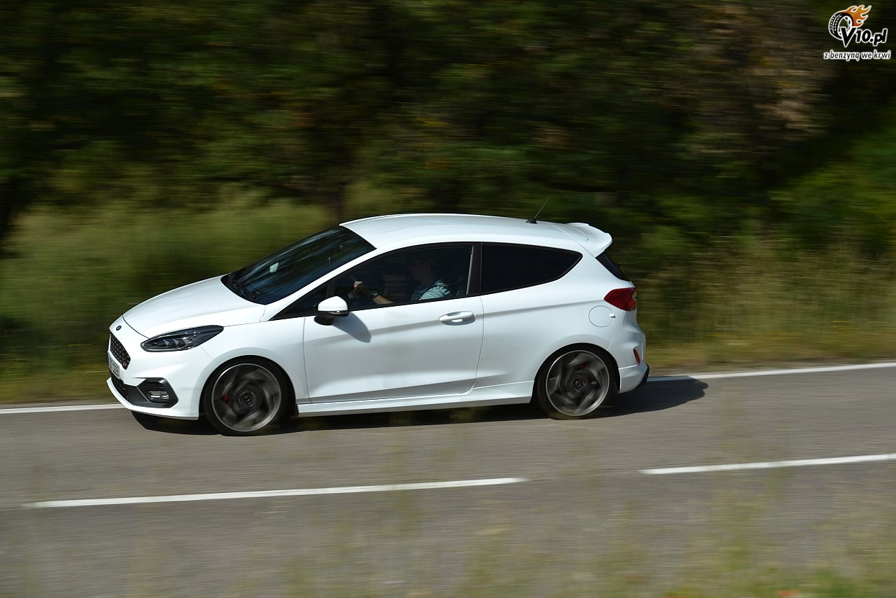 Ford Fiesta ST i Active