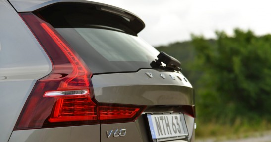 Volvo V60 D5 FWD