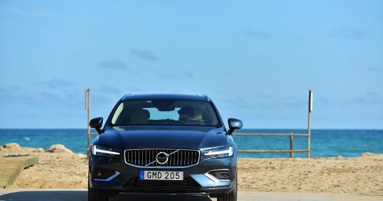 Volvo V60 D5 FWD