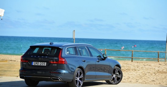 Volvo V60 D5 FWD