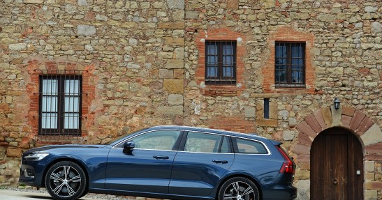Volvo V60 D5 FWD