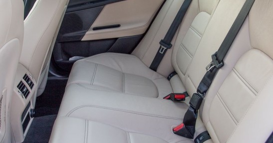 Jaguar XE vs Audi A4 - porównanie