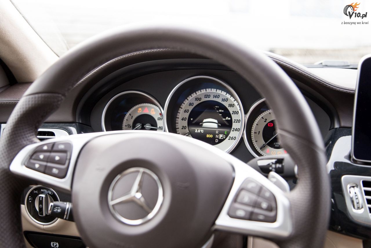Audi A7 Sportback 3.0 TDI vs Mercedes-Benz CLS 350 CDI - porwnanie