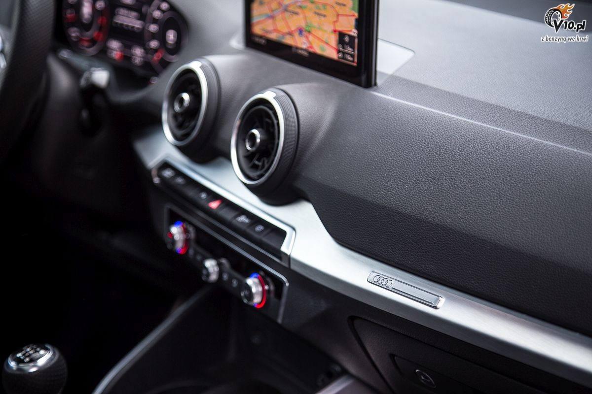 Audi Q2 2.0 TDI vs Mini Countryman Cooper D - porwnanie