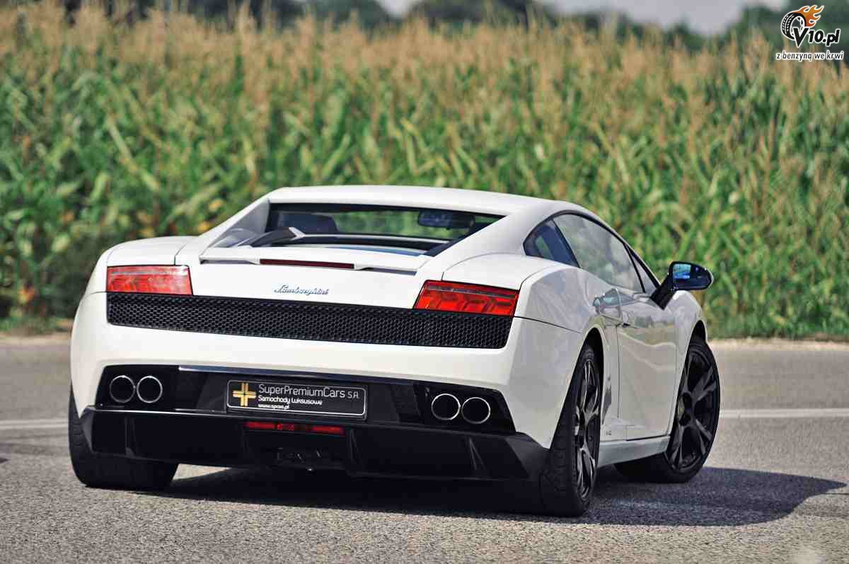 Lamborghini Gallardo LP560-4 vs Audi R8 V10 - test porwnawczy