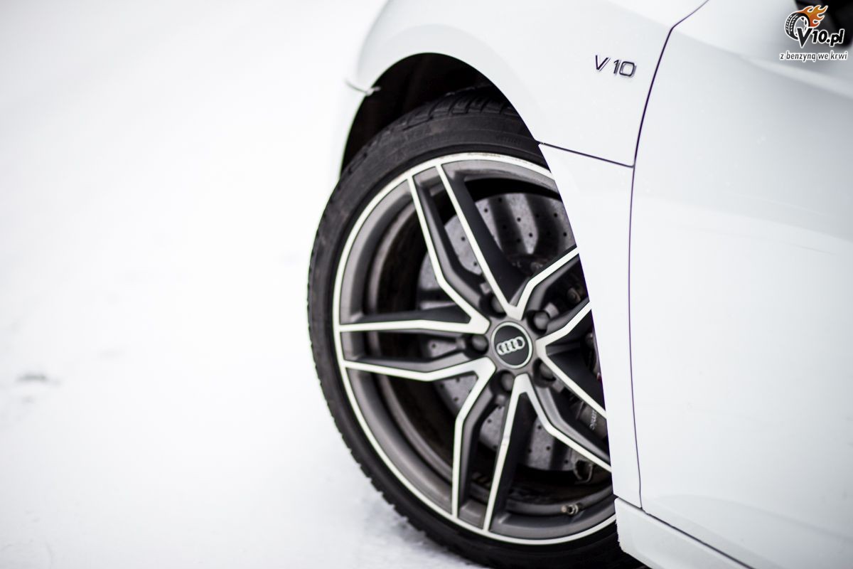 Audi R8 V10 Plus - test
