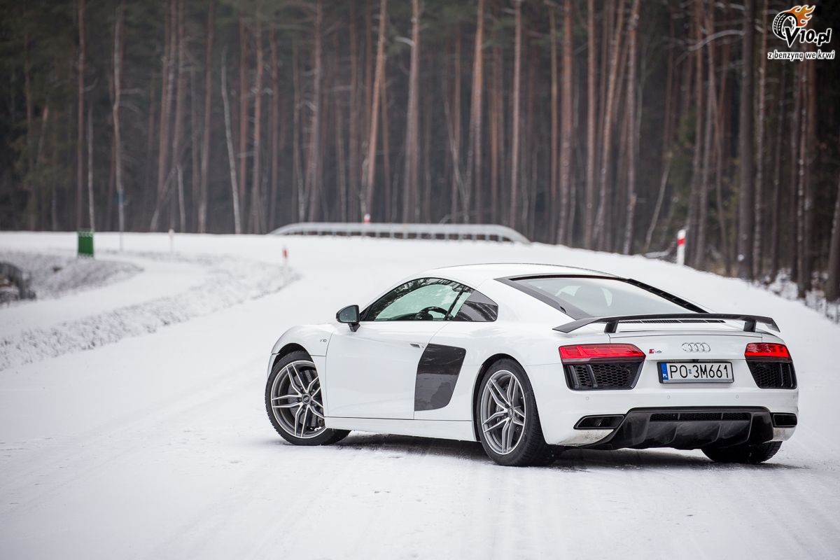 Audi R8 V10 Plus - test