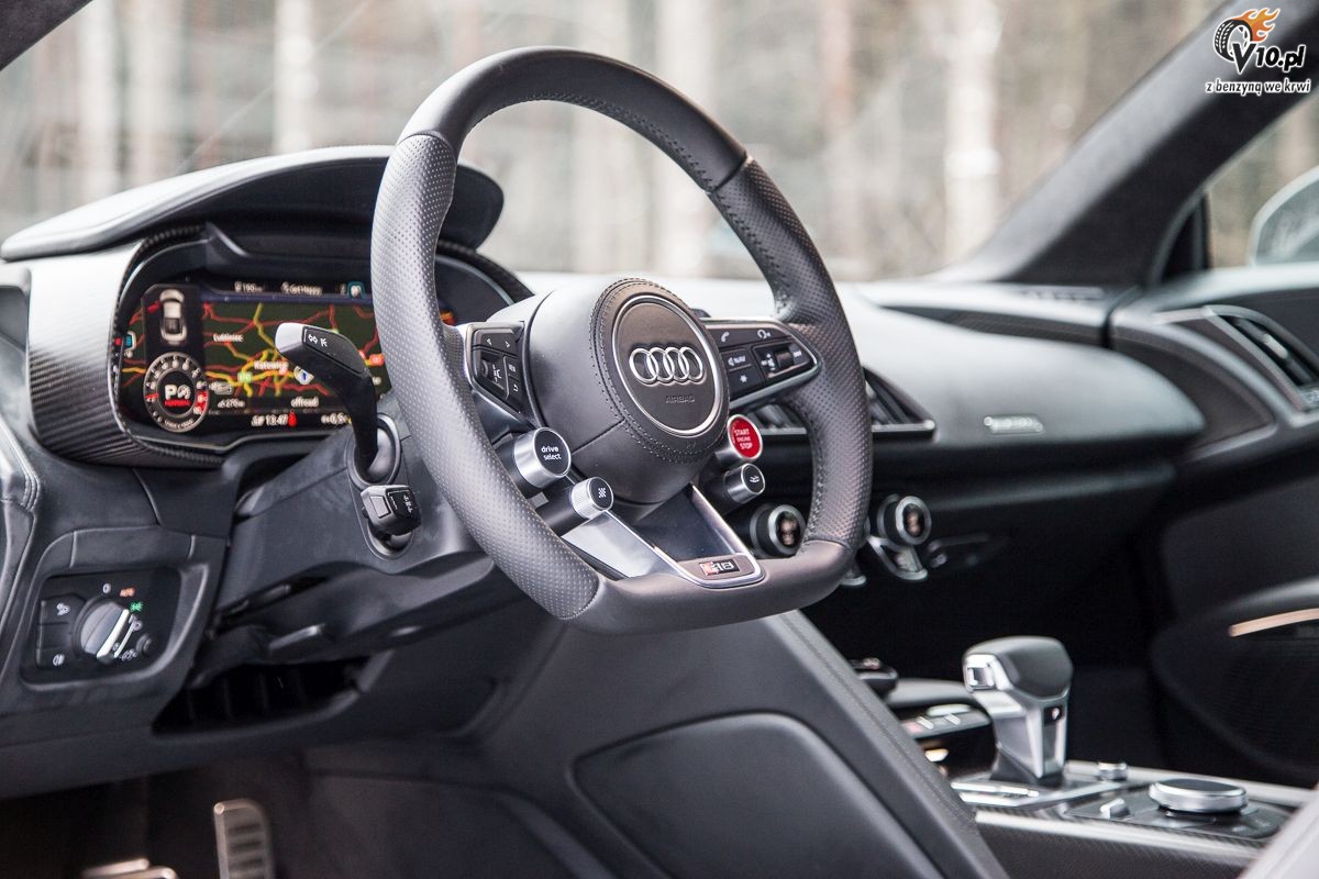 Audi R8 V10 Plus - test