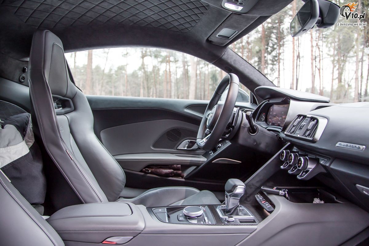 Audi R8 V10 Plus - test