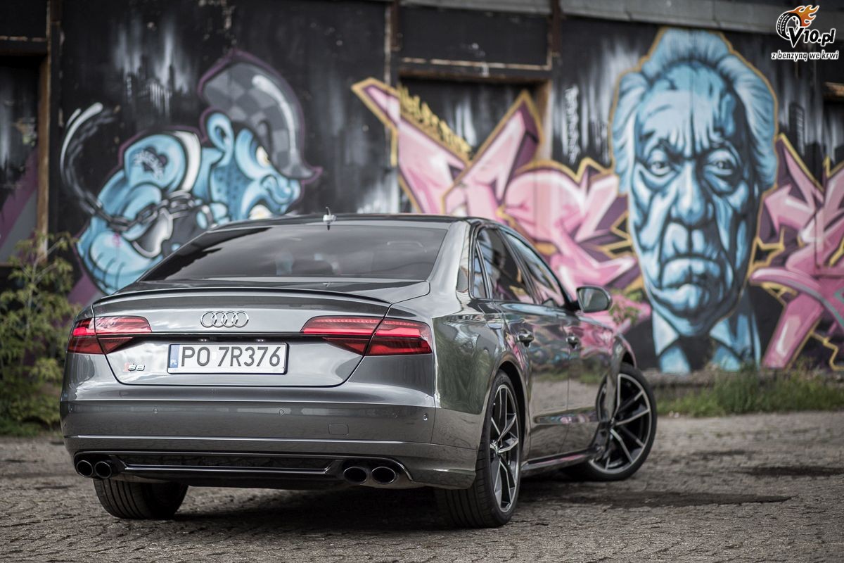 Audi S8 Plus - test