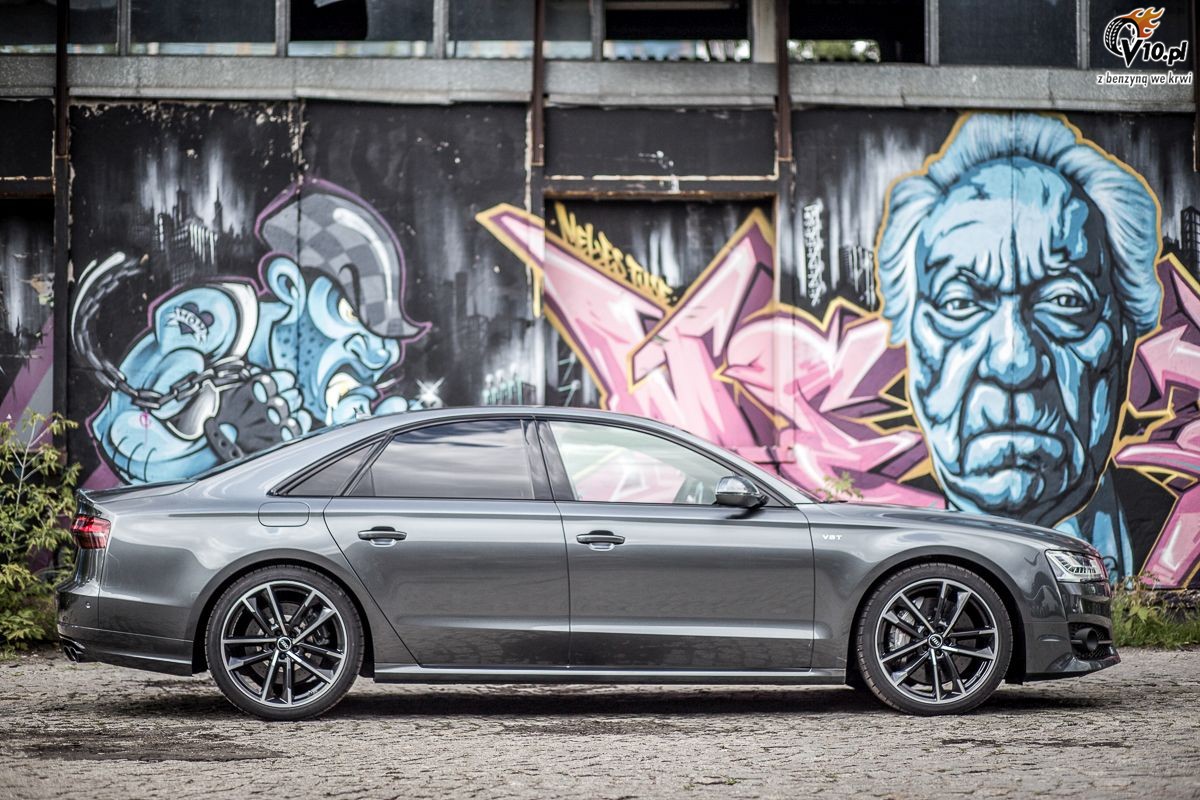 Audi S8 Plus - test