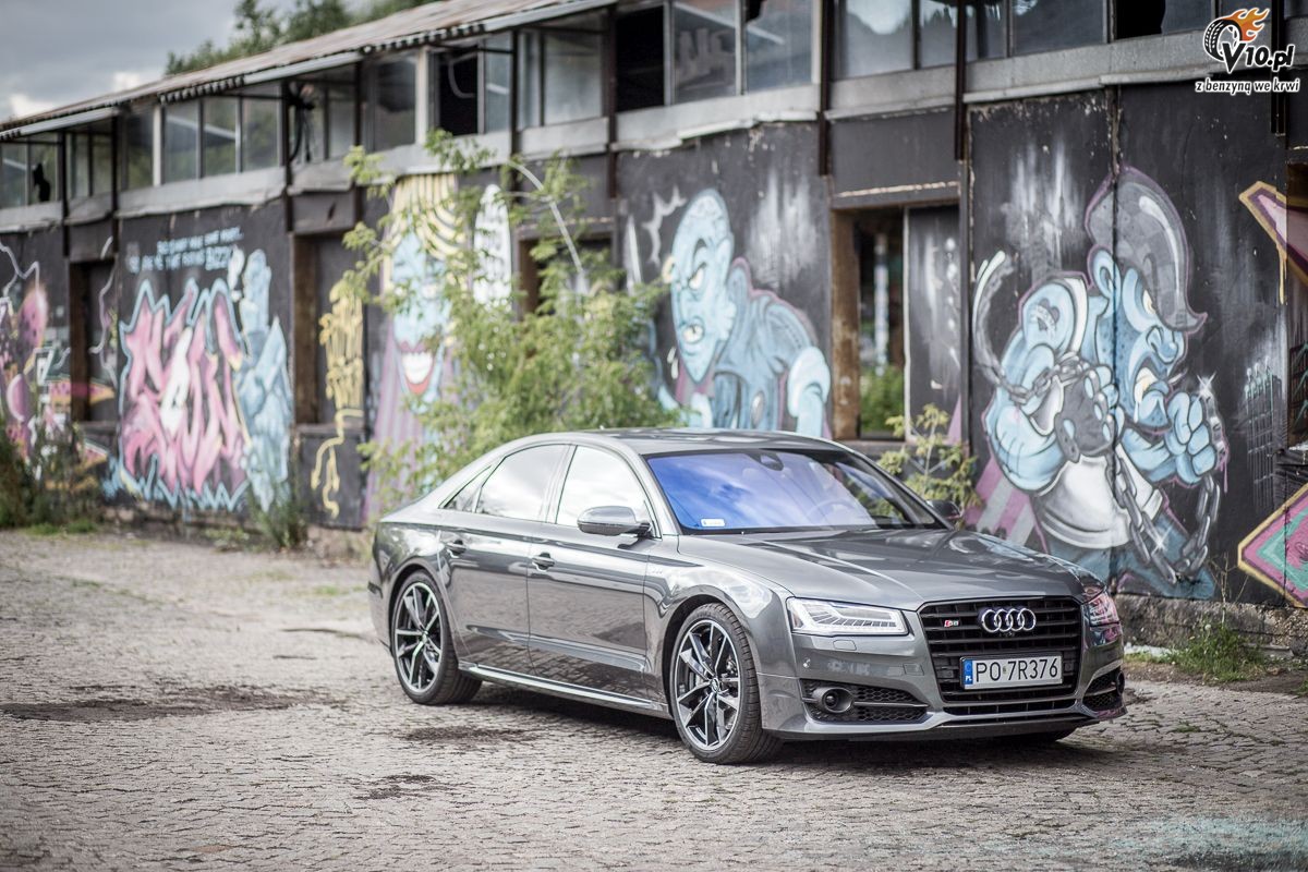 Audi S8 Plus - test
