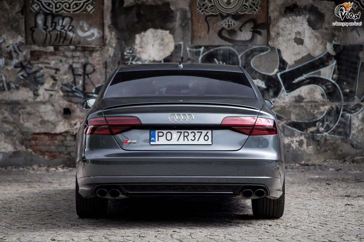 Audi S8 Plus - test