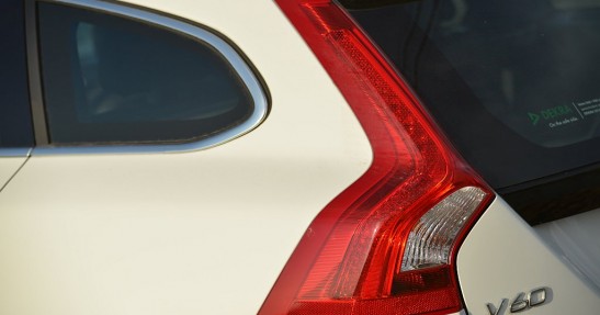 BMW 320d vs. Volvo V60 D4 -  test