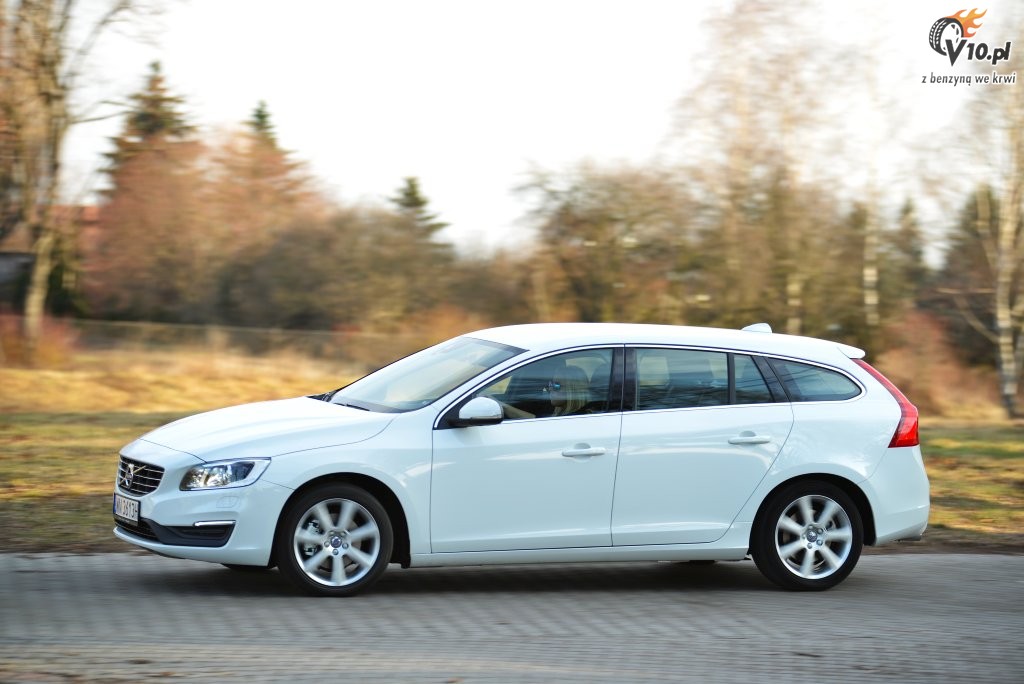 BMW 320d vs. Volvo V60 D4 -  test