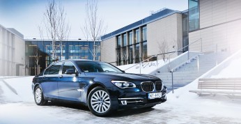 BMW 750Ld xDrive - Radość z jazdy (na tylnym fotelu) - nasz test