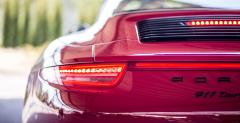 BMW M4 vs Porsche 911 GTS - porwnanie i test