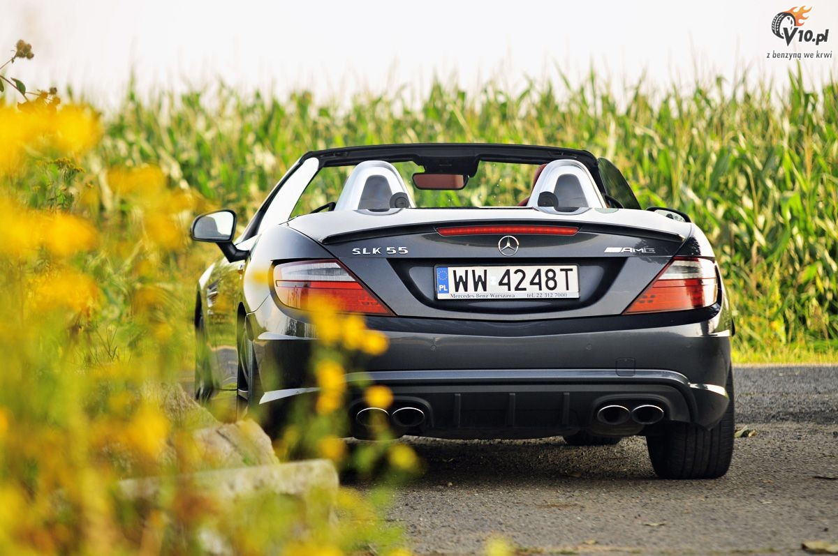Ferrari California vs Mercedes-Benz SLK 55 AMG