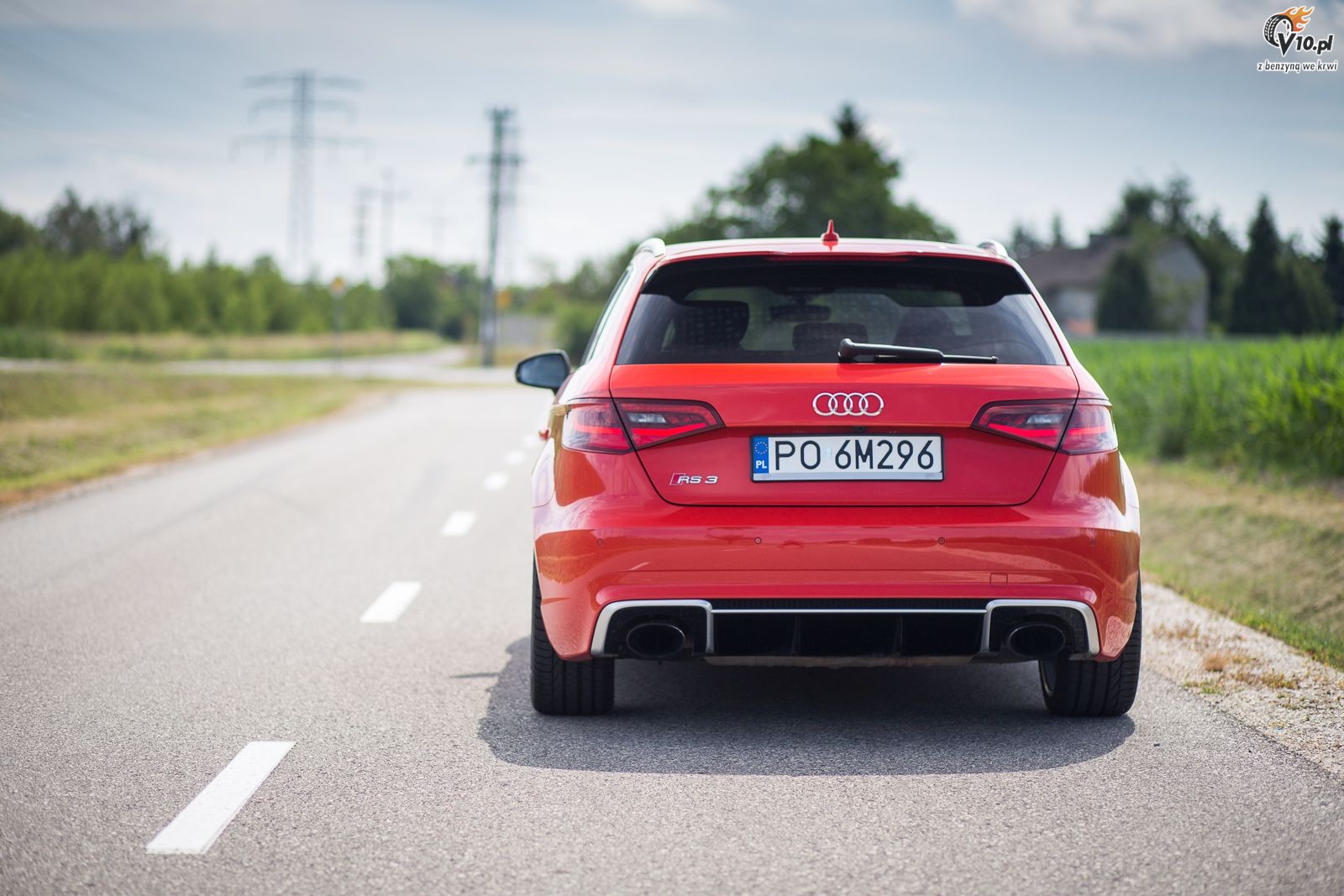 Audi RS 3 vs Ford Focus RS