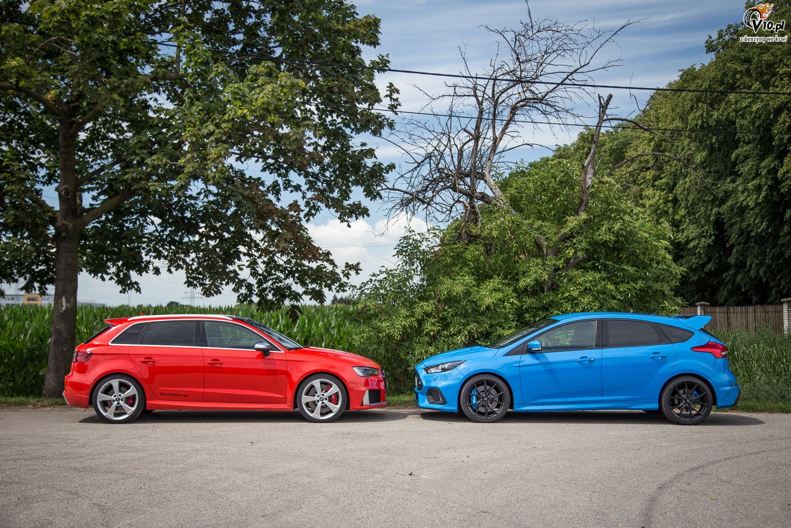 Audi RS 3 vs Ford Focus RS