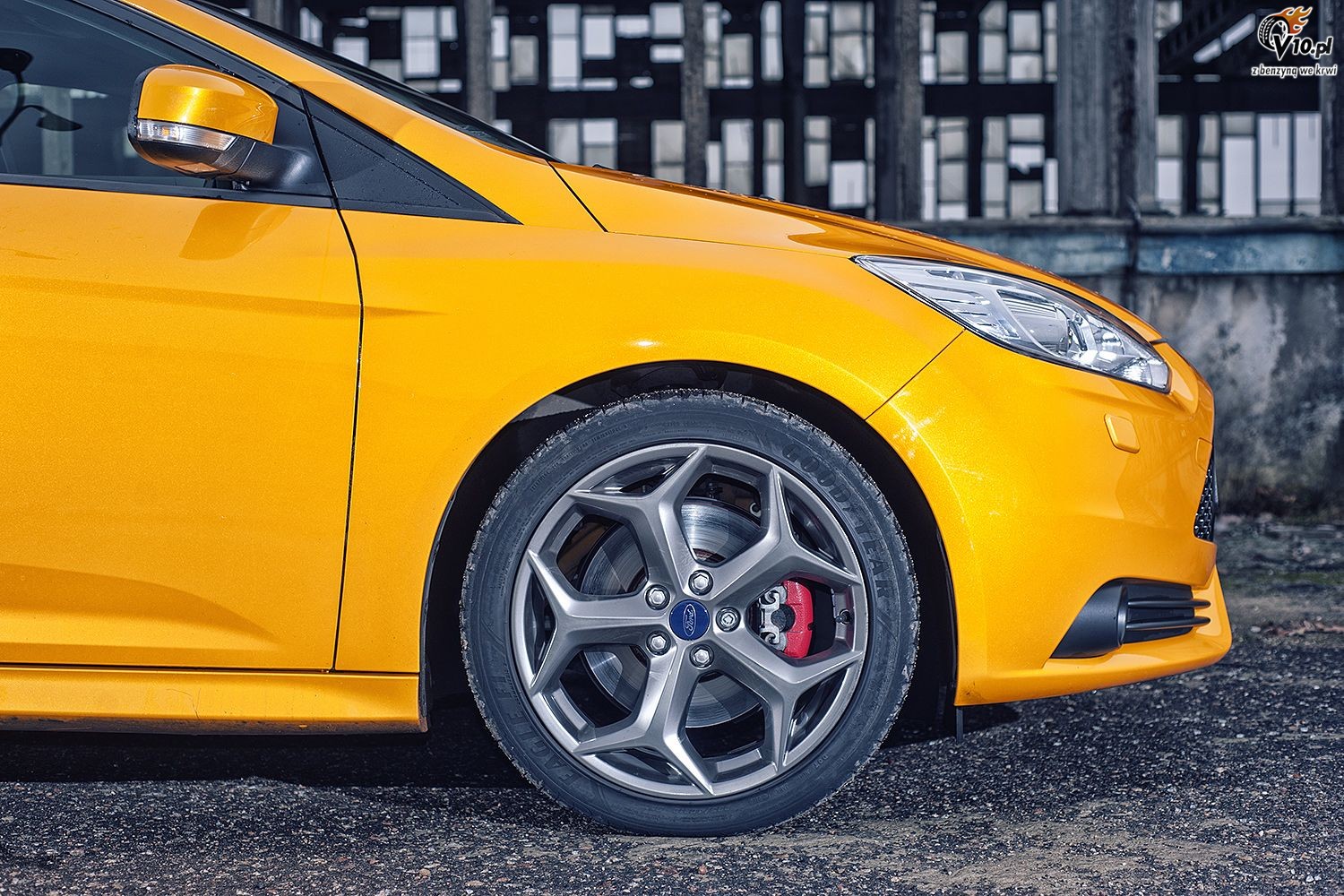 Ford Focus ST -test z Iness Tushkanov