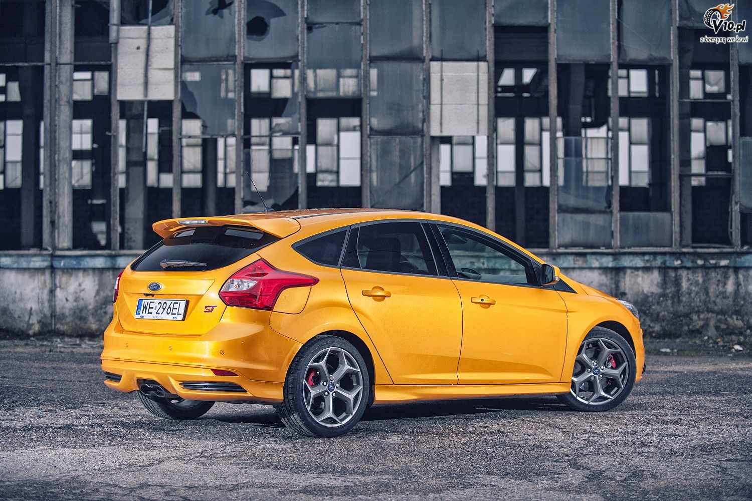 Ford Focus ST -test z Iness Tushkanov