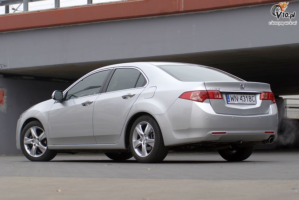 Honda Accord 2.0 i-VTEC - test
