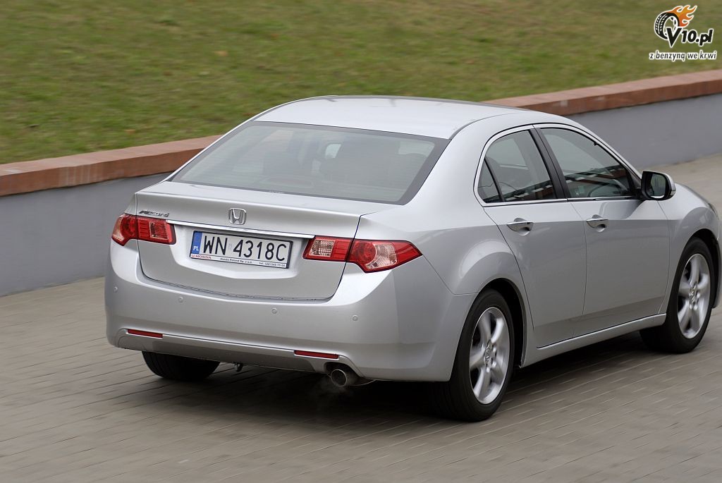 Honda Accord 2.0 i-VTEC - test