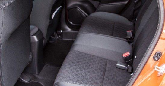 Spora ilość miejsca na tylnej kanapie