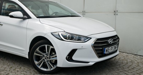 Hyundai Elantra 2016 - test