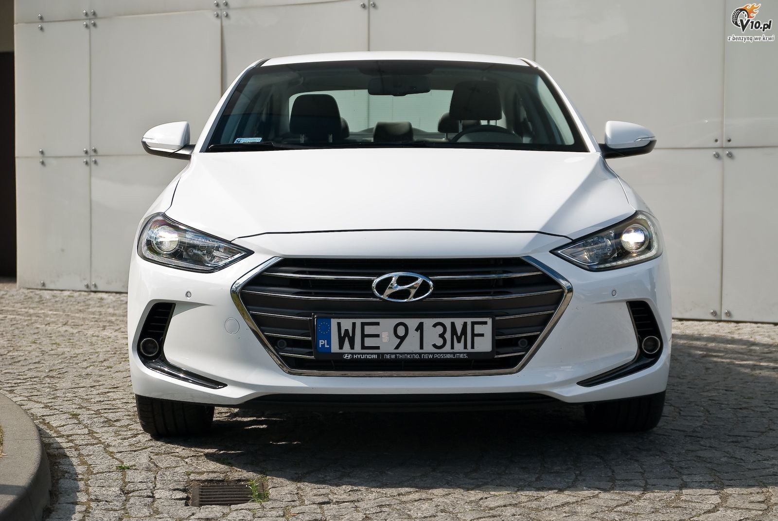 Hyundai Elantra 2016 - test