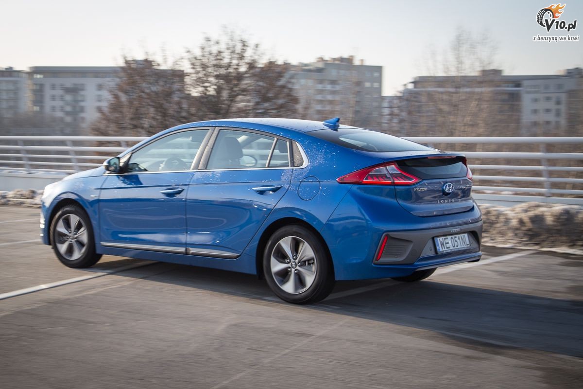 Nissan Leaf vs Hyundai Ioniq Electric