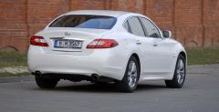 Infiniti M35h - test