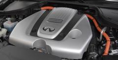 Infiniti M35h - test