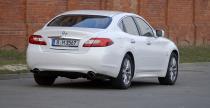 Infiniti M35h - test